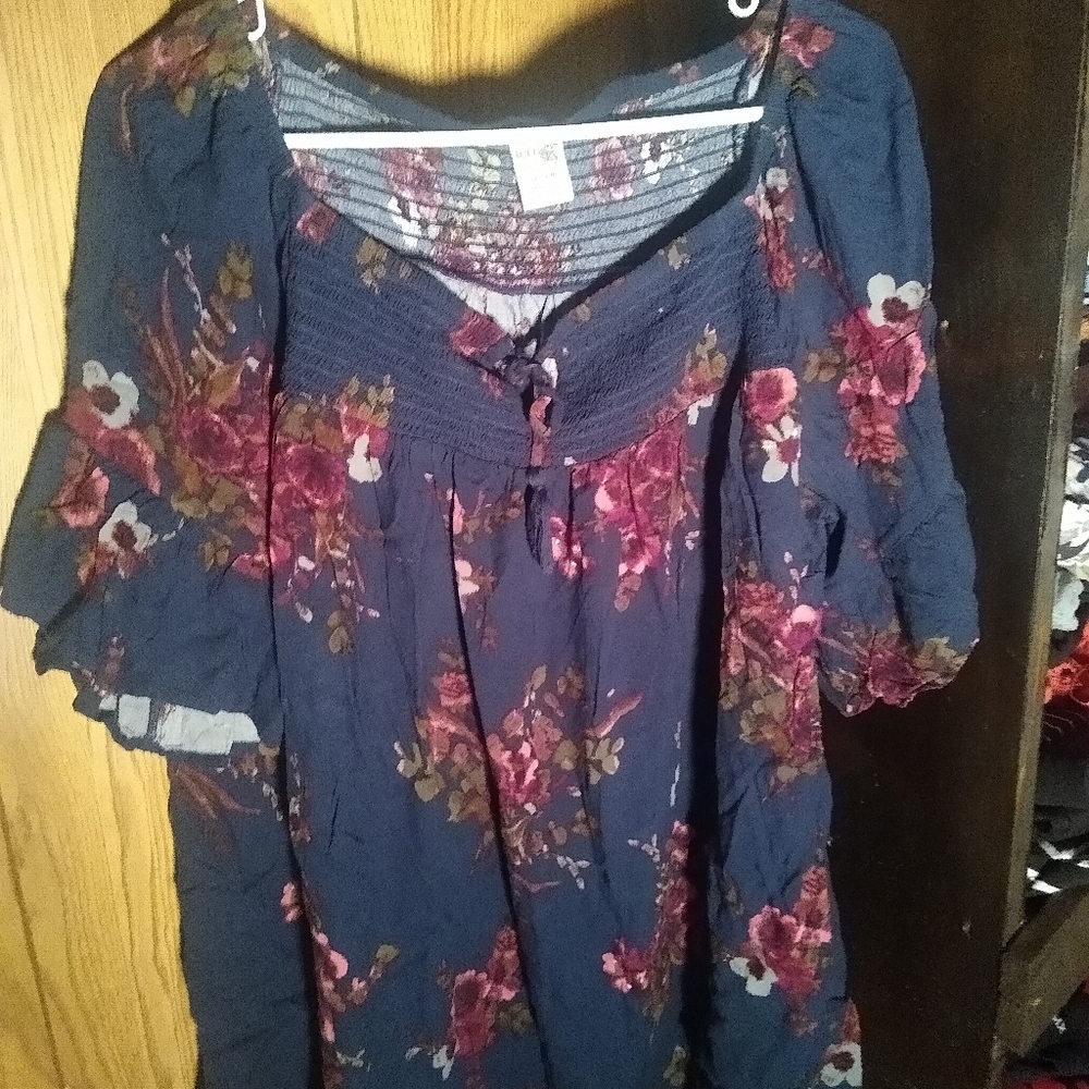 Woman's blouse